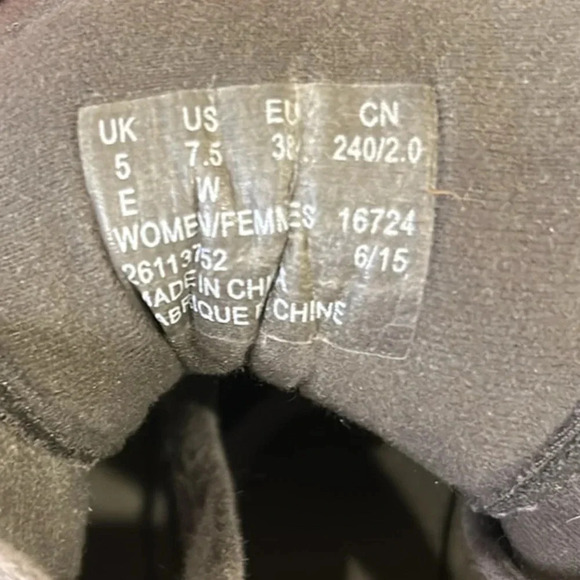 Clarks Whistle Bea Ankle Boot Women’s 7.5 Gray Leather Side Zip Lace Up Bootie - Picture 12 of 15